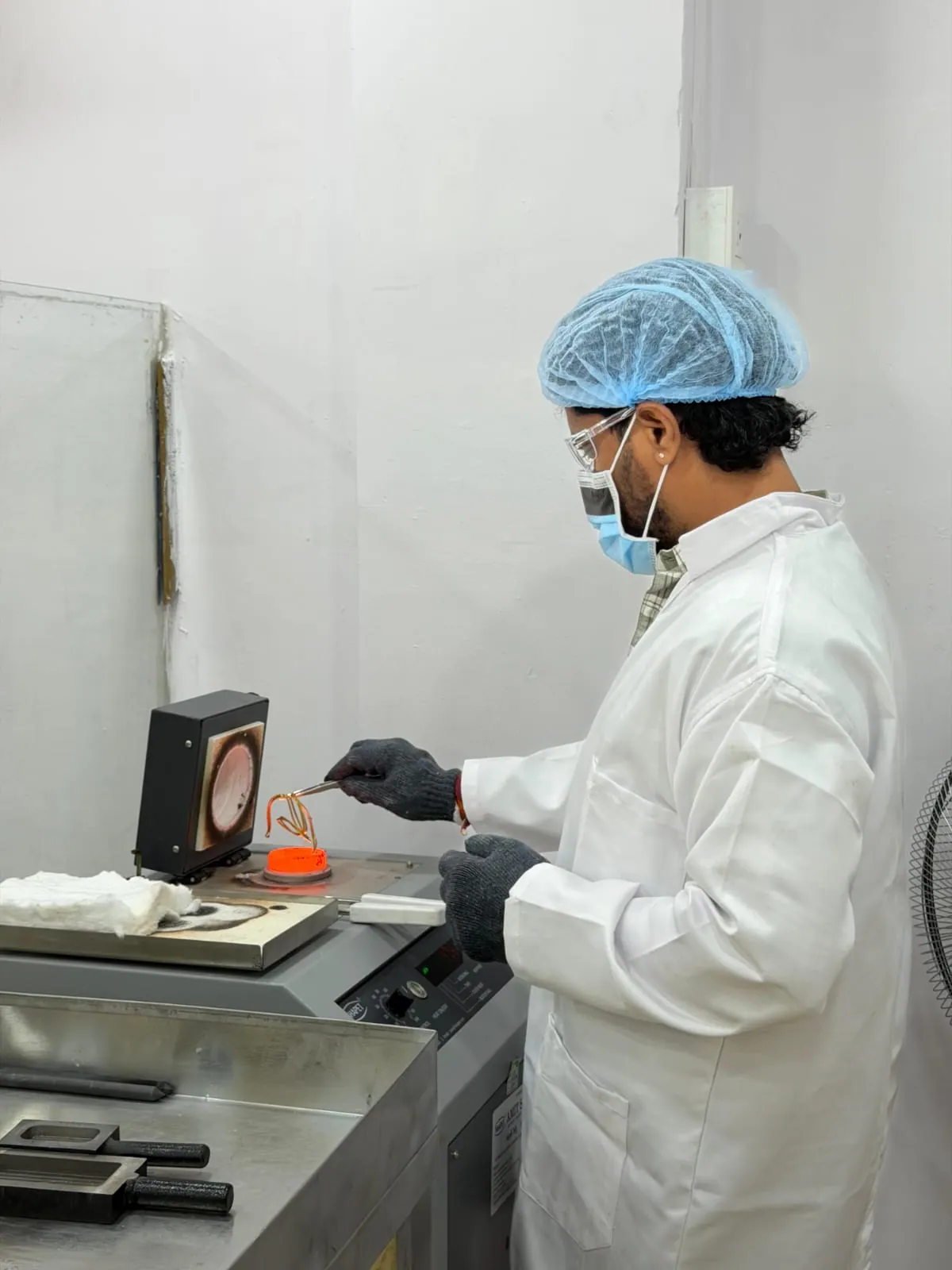 Gold fire assay purity testing at Rithika Gold Hyderabad — transparent valuation process